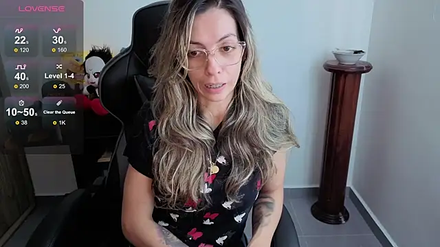 Princezzlove3 online show from 01-06-26, 06:00