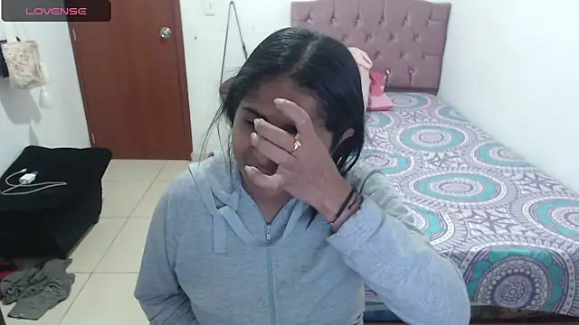 july-feria online show from 01-31-25, 10:10