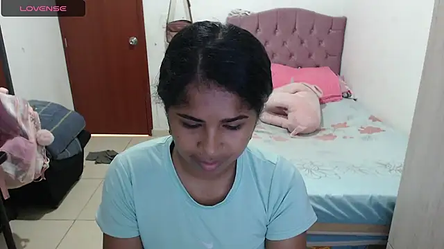 july-feria online show from 10-10-25, 04:28