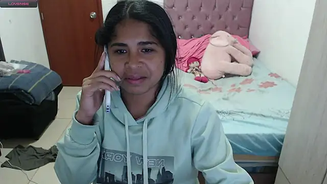 july-feria online show from 10-25-25, 02:41