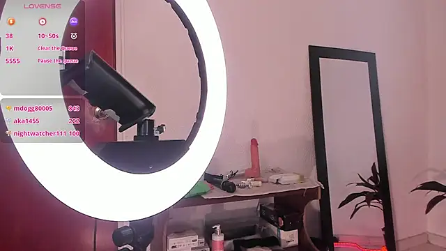 Snapshot of raven__white1 chatting on 01-16-25, 11:59 raven  white1 online show from 01-16-25, 11:59