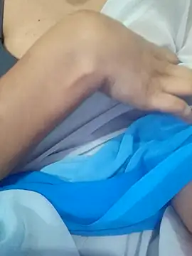 Snapshot of nikkibenza chatting on 09-30-25, 07:24 nikkibenza online show from 09-30-25, 07:24