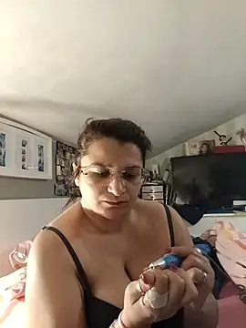 Snapshot of nelly88_xxx chatting on 03-05-25, 07:38 nelly88 xxx online show from 03-05-25, 07:38