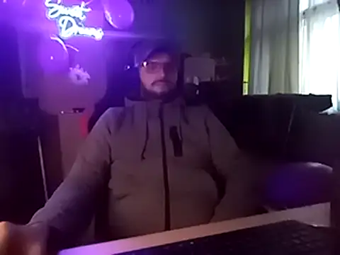 stary-w-kalesonach online show from 02-17-25, 03:53