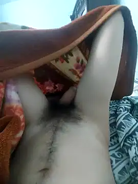 KisSsu online show from 02-17-26, 04:13