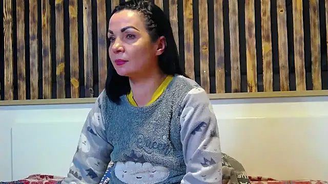 Snapshot of Tory_Lovi chatting on 02-26-25, 04:36 Tory Lovi online show from 02-26-25, 04:36