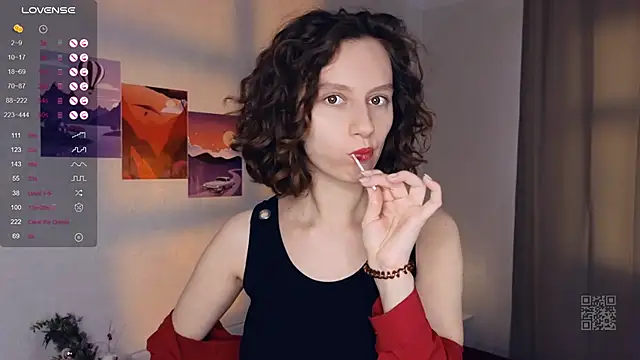 Snapshot of Leya_Curly chatting on 03-16-25, 12:44 Leya Curly online show from 03-16-25, 12:44