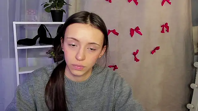 Snapshot of Sahara_Shields chatting on 01-26-25, 10:23 Sahara Shields online show from 01-26-25, 10:23