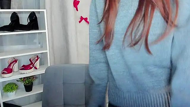 Snapshot of Sahara_Shields chatting on 02-06-25, 10:15 Sahara Shields online show from 02-06-25, 10:15