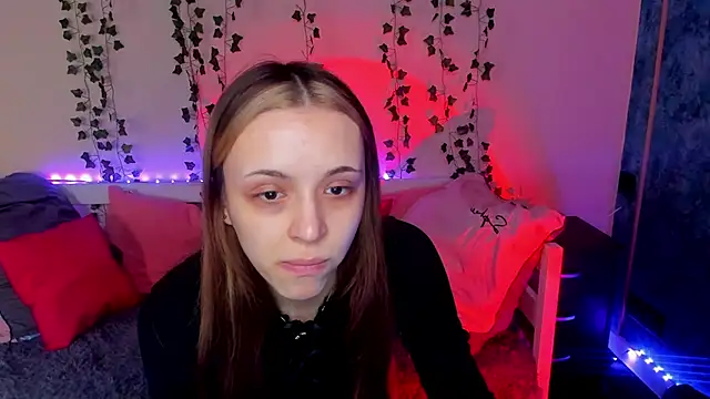 Snapshot of Sahara_Shields chatting on 02-27-25, 10:15 Sahara Shields online show from 02-27-25, 10:15