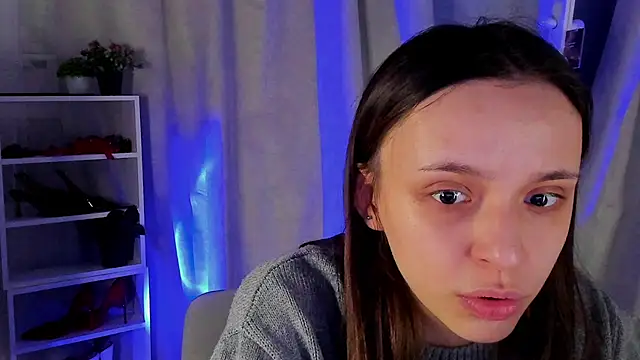 Snapshot of Sahara_Shields chatting on 10-02-25, 10:22 Sahara Shields online show from 10-02-25, 10:22