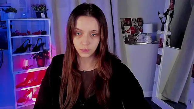 Snapshot of Sahara_Shields chatting on 11-04-25, 10:36 Sahara Shields online show from 11-04-25, 10:36