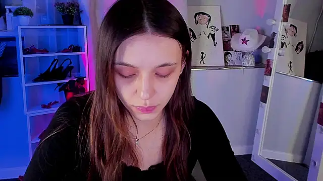 Sahara Shields online show from 11-18-25, 10:20