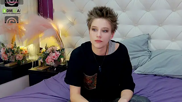 Snapshot of via_mayer_ chatting on 02-02-25, 02:38 via mayer online show from 02-02-25, 02:38