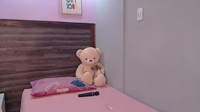 AdaaMillan online show from 10-08-25, 11:30