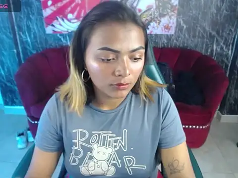 Snapshot of madelein_m chatting on 02-03-25, 07:00 madelein m online show from 02-03-25, 07:00