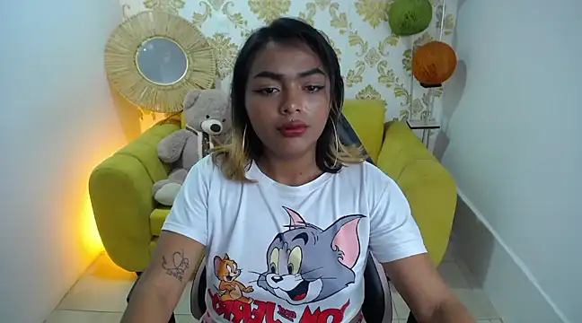 Snapshot of madelein_m chatting on 03-01-25, 06:43 madelein m online show from 03-01-25, 06:43