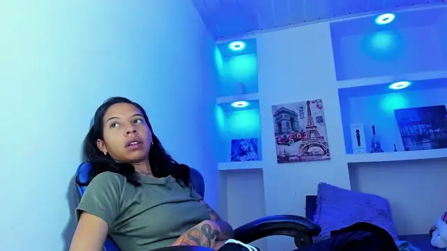 Miss sparkle00 online show from 09-10-25, 07:19