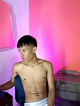 Snapshot of matteo_rivas chatting on 02-28-25, 09:12 matteo rivas online show from 02-28-25, 09:12