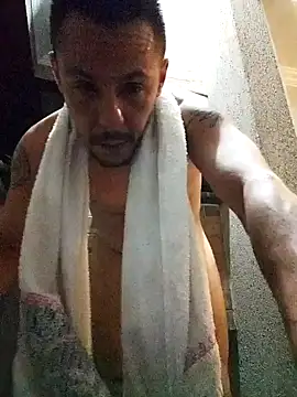 Snapshot of Santanacumxplod chatting on 02-06-25, 01:49 Santanacumxplod online show from 02-06-25, 01:49