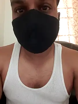 Snapshot of Chennaibull15 chatting on 01-31-25, 04:47 Chennaibull15 online show from 01-31-25, 04:47