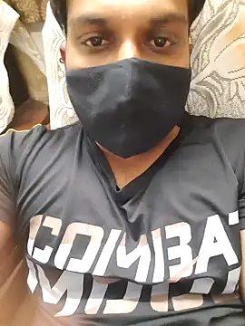 Snapshot of Chennaibull15 chatting on 02-06-25, 06:24 Chennaibull15 online show from 02-06-25, 06:24