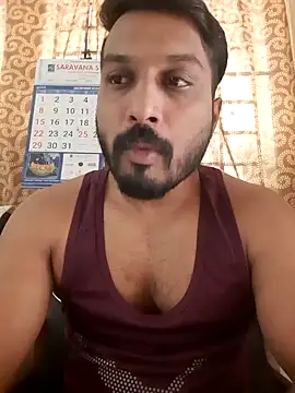 Snapshot of Chennaibull15 chatting on 02-08-25, 07:04 Chennaibull15 online show from 02-08-25, 07:04