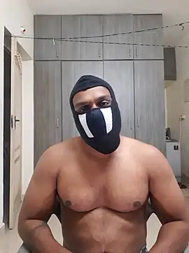 Snapshot of Chennaibull15 chatting on 02-18-25, 12:28 Chennaibull15 online show from 02-18-25, 12:28