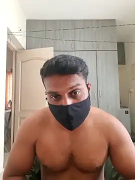 Snapshot of Chennaibull15 chatting on 02-28-25, 07:15 Chennaibull15 online show from 02-28-25, 07:15