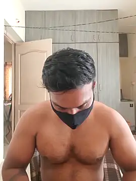 Snapshot of Chennaibull15 chatting on 03-13-25, 06:58 Chennaibull15 online show from 03-13-25, 06:58