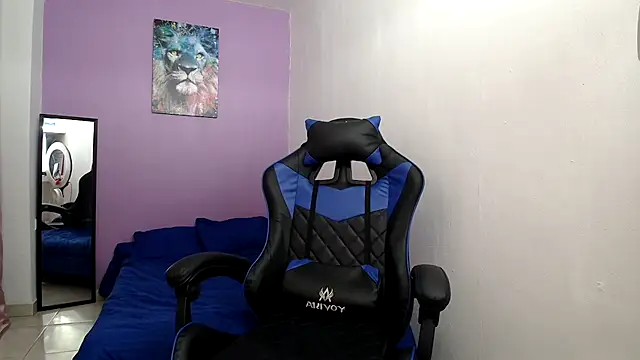 alana lara online show from 11-23-25, 04:12