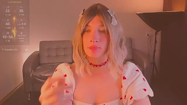 foxy jpg online show from 02-11-25, 10:39