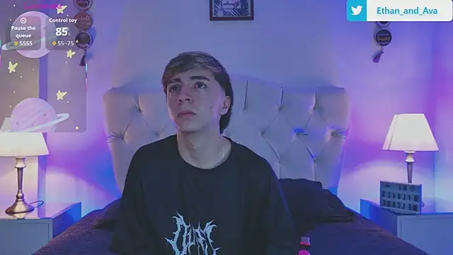 ethan and ava online show from 09-16-25, 01:34