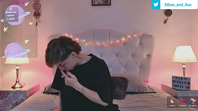 ethan and ava online show from 09-20-25, 01:23