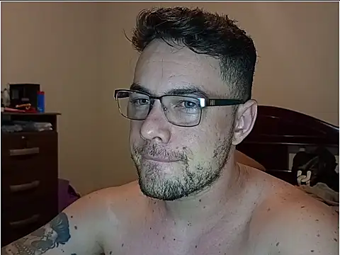 Dyllan   online show from 04-16-26, 01:06