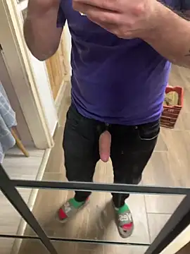 Klaus298 online show from 12-16-25, 09:09