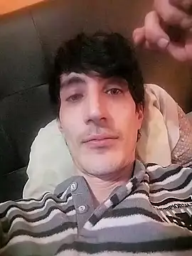 Snapshot of moutt99 chatting on 01-24-25, 02:08 moutt99 online show from 01-24-25, 02:08