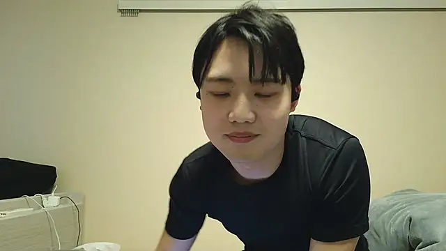 Snapshot of nunnun00 chatting on 02-23-25, 06:49 nunnun00 online show from 02-23-25, 06:49