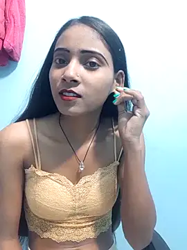 Snapshot of Divya-2007 chatting on 02-15-25, 07:49 Divya-2007 online show from 02-15-25, 07:49