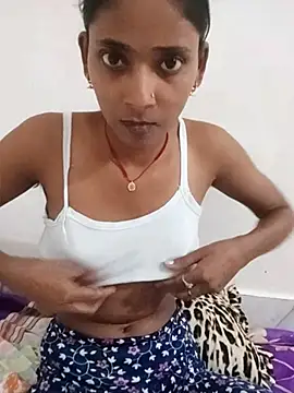 Snapshot of Divya-2007 chatting on 10-14-25, 12:28 Divya-2007 online show from 10-14-25, 12:28