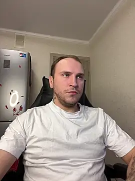 Snapshot of _XxX-XxX_ chatting on 02-13-25, 08:45  XxX-XxX  online show from 02-13-25, 08:45