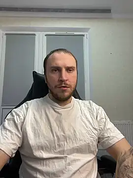 Snapshot of _XxX-XxX_ chatting on 02-28-25, 12:21  XxX-XxX  online show from 02-28-25, 12:21