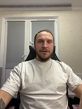 Snapshot of _XxX-XxX_ chatting on 03-02-25, 12:31  XxX-XxX  online show from 03-02-25, 12:31