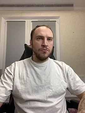 Snapshot of _XxX-XxX_ chatting on 03-03-25, 09:15  XxX-XxX  online show from 03-03-25, 09:15