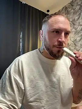  XxX-XxX  online show from 10-31-25, 07:20