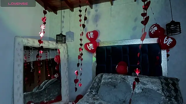 Sophiaa Gomez online show from 02-15-25, 08:11