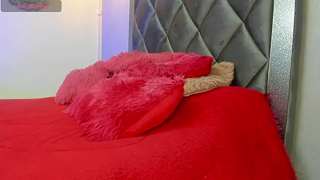 Sophiaa Gomez online show from 09-17-25, 07:32