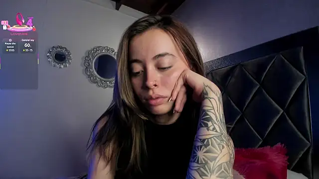 Sophiaa Gomez online show from 10-04-25, 08:23