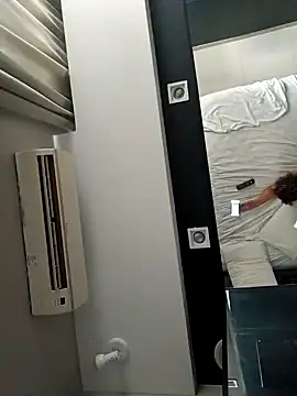 Snapshot of jacaranduba07 chatting on 12-16-25, 01:16 jacaranduba07 online show from 12-16-25, 01:16