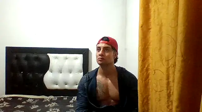 Snapshot of davidcr89 chatting on 01-31-25, 06:46 davidcr89 online show from 01-31-25, 06:46